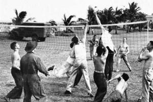 Sammanfattning: Historia om uppkomsten och utvecklingen av volleyboll Vem grundade spelet volleyboll